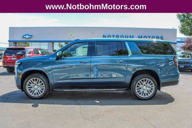 New 2025 Chevrolet Suburban Premier image 3