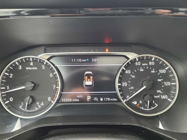 Used 2022 Nissan Pathfinder SV w/ SV Premium Package image 26