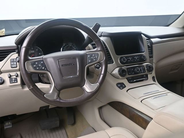Used 2018 GMC Yukon Denali w/ Denali Ultimate Package AWD/4WD image 31