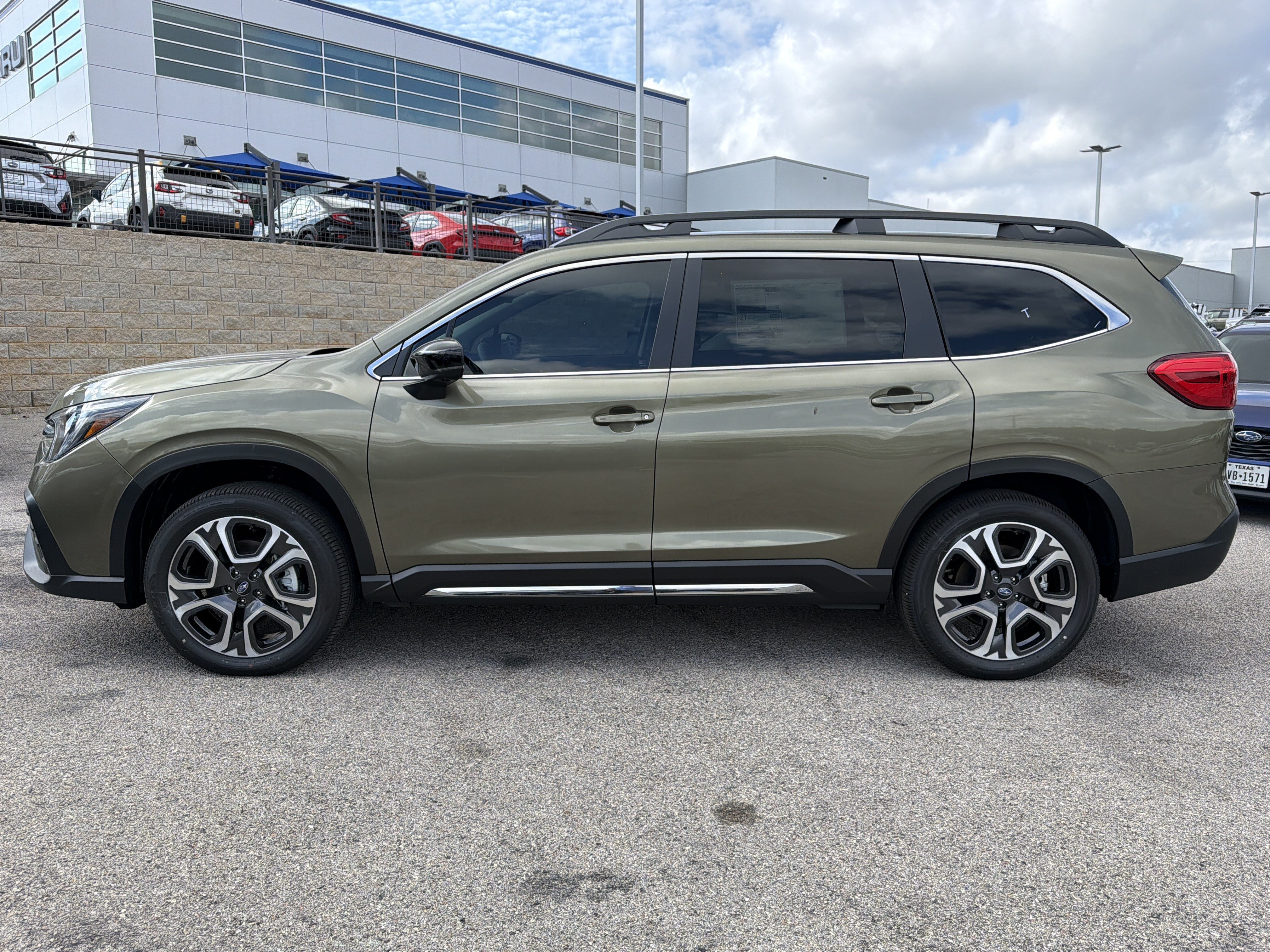 New 2027 Subaru Ascent Limited AWD/4WD image 6