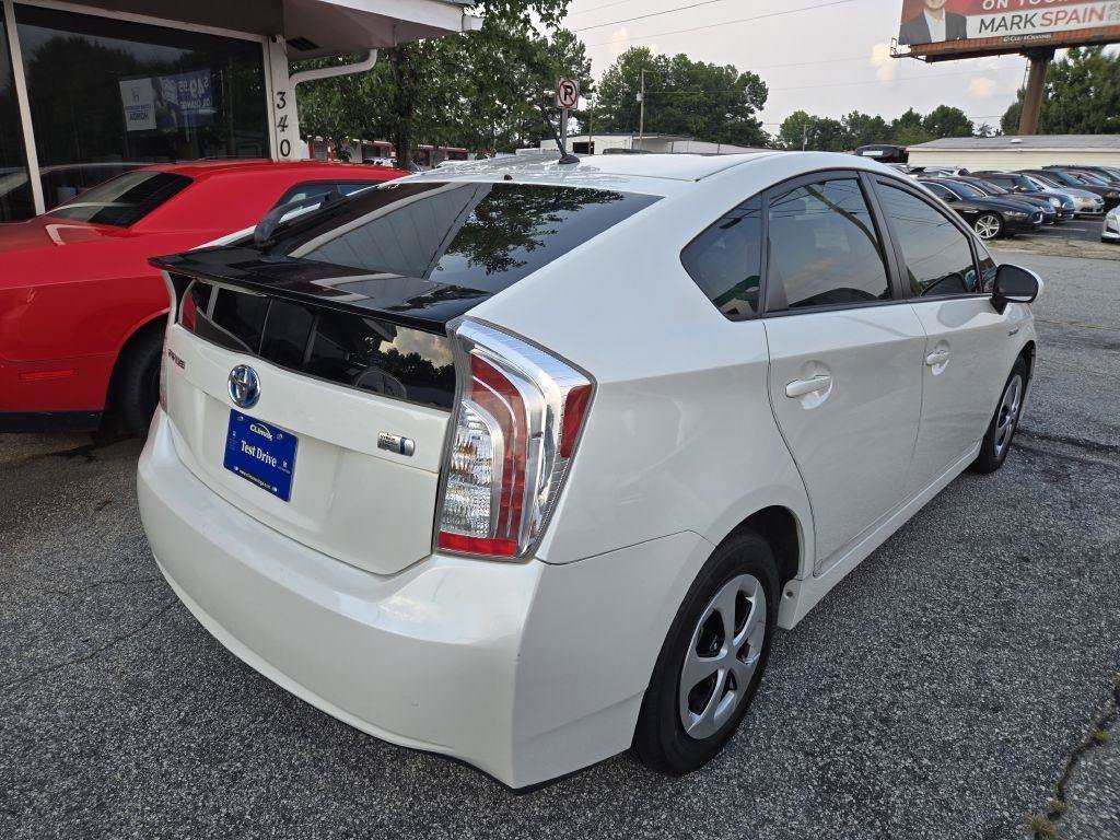 Used 2015 Toyota Prius Two FWD image 6