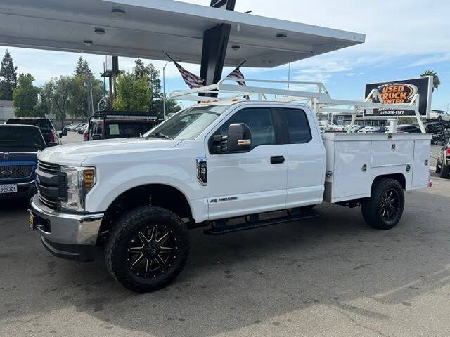 Used 2019 Ford F350 XL w/ XL Value Package AWD/4WD image 3
