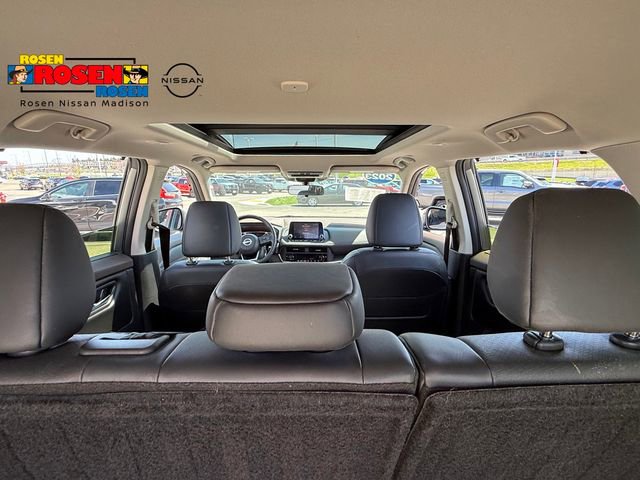 Certified 2023 Nissan Rogue SV w/ SV Premium B Package AWD/4WD image 30