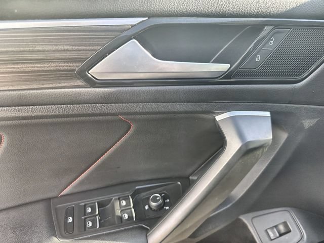 Used 2024 Volkswagen Tiguan SE FWD image 22