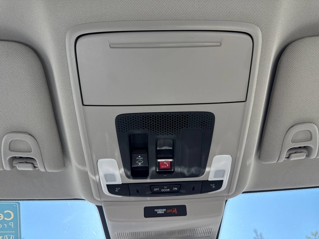 Certified 2025 Honda Accord SE image 28