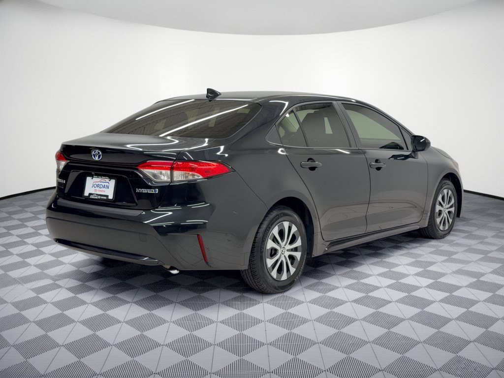Used 2022 Toyota Corolla LE FWD image 9