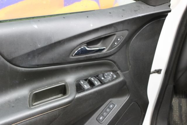 Used 2023 Chevrolet Equinox Premier AWD/4WD image 13
