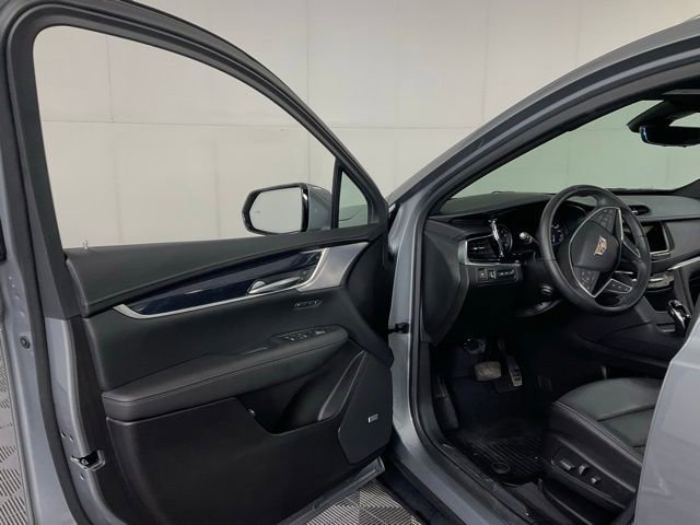 Used 2025 Cadillac XT5 Premium Luxury w/ Technology Package image 23