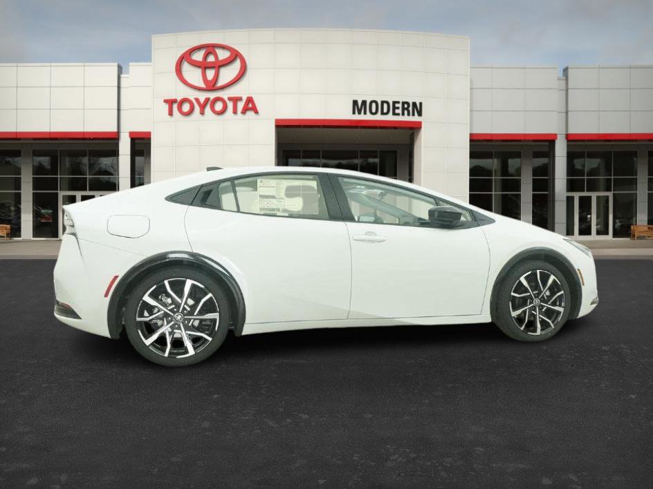 New 2026 Toyota Prius Plug-In Hybrid image 28