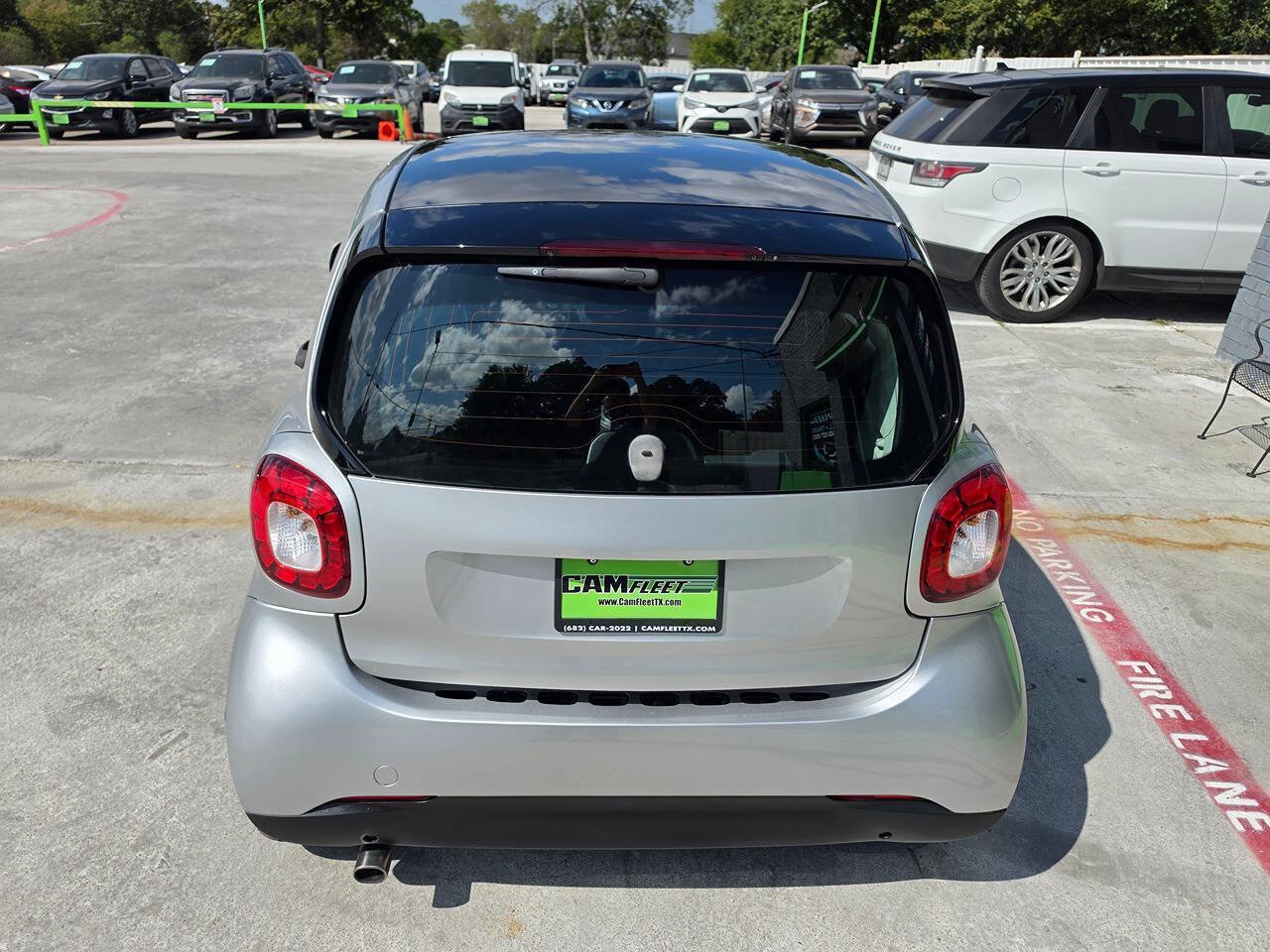 Used 2016 smart fortwo passion w/ Sport Package RWD image 13