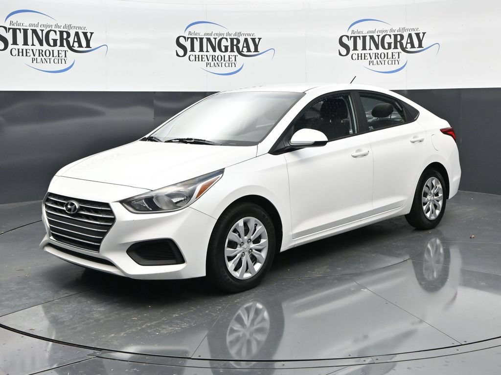 Used 2020 Hyundai Accent SE FWD image 3