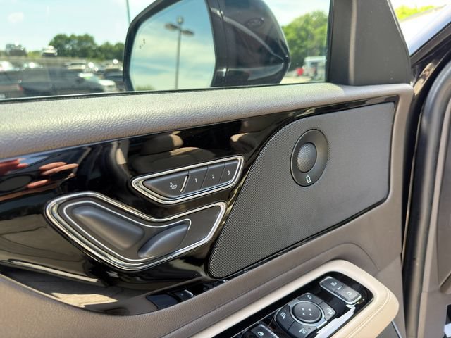 Used 2024 Lincoln Aviator Reserve w/ Equipment Group 201A RWD image 21