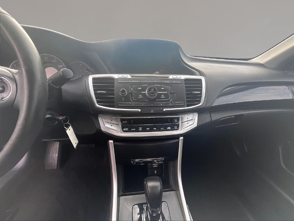 Used 2015 Honda Accord Sport image 7