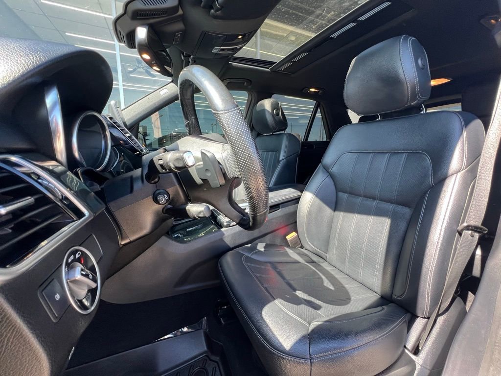 Used 2019 Mercedes-Benz GLE 400 4MATIC image 17