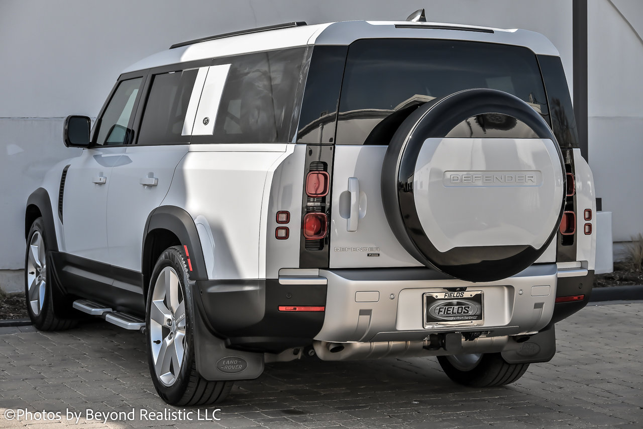 Used 2023 Land Rover Defender 130 SE image 5