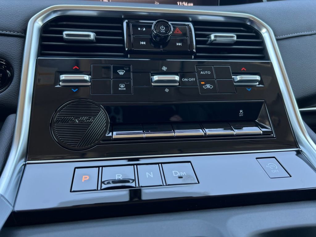 New 2026 Nissan Armada SV image 4