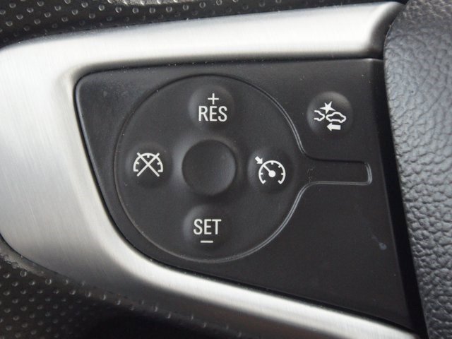 Used 2024 GMC Terrain SLE image 8