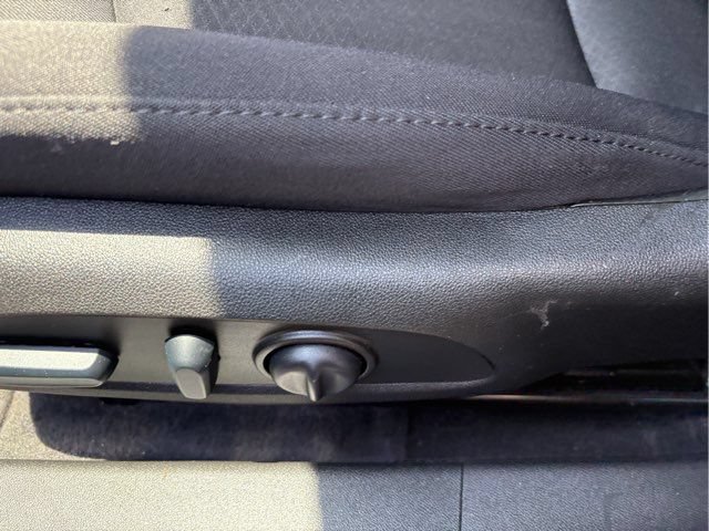 Used 2022 Chevrolet Malibu LT FWD image 19