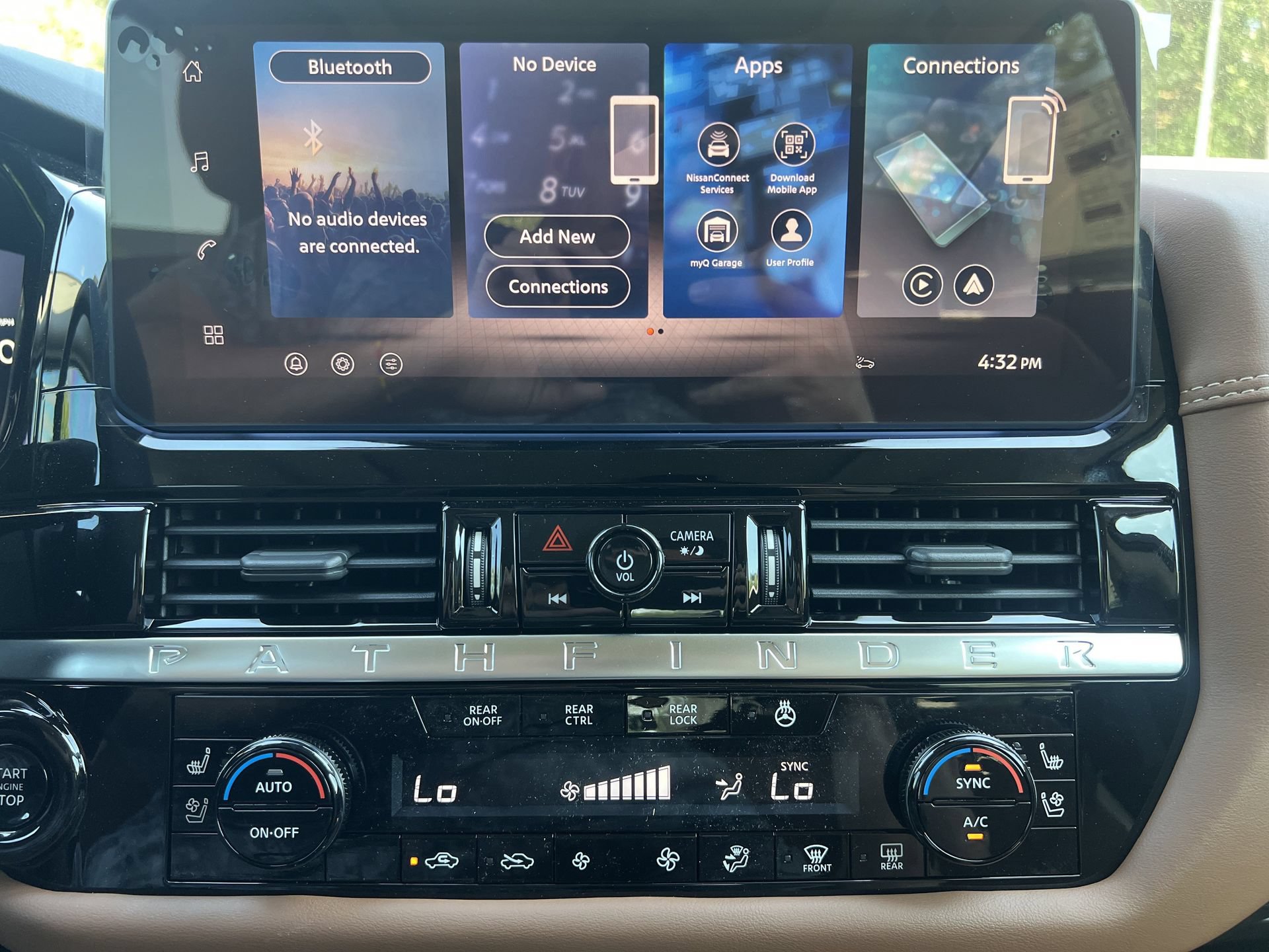 New 2026 Nissan Pathfinder Platinum AWD/4WD image 5