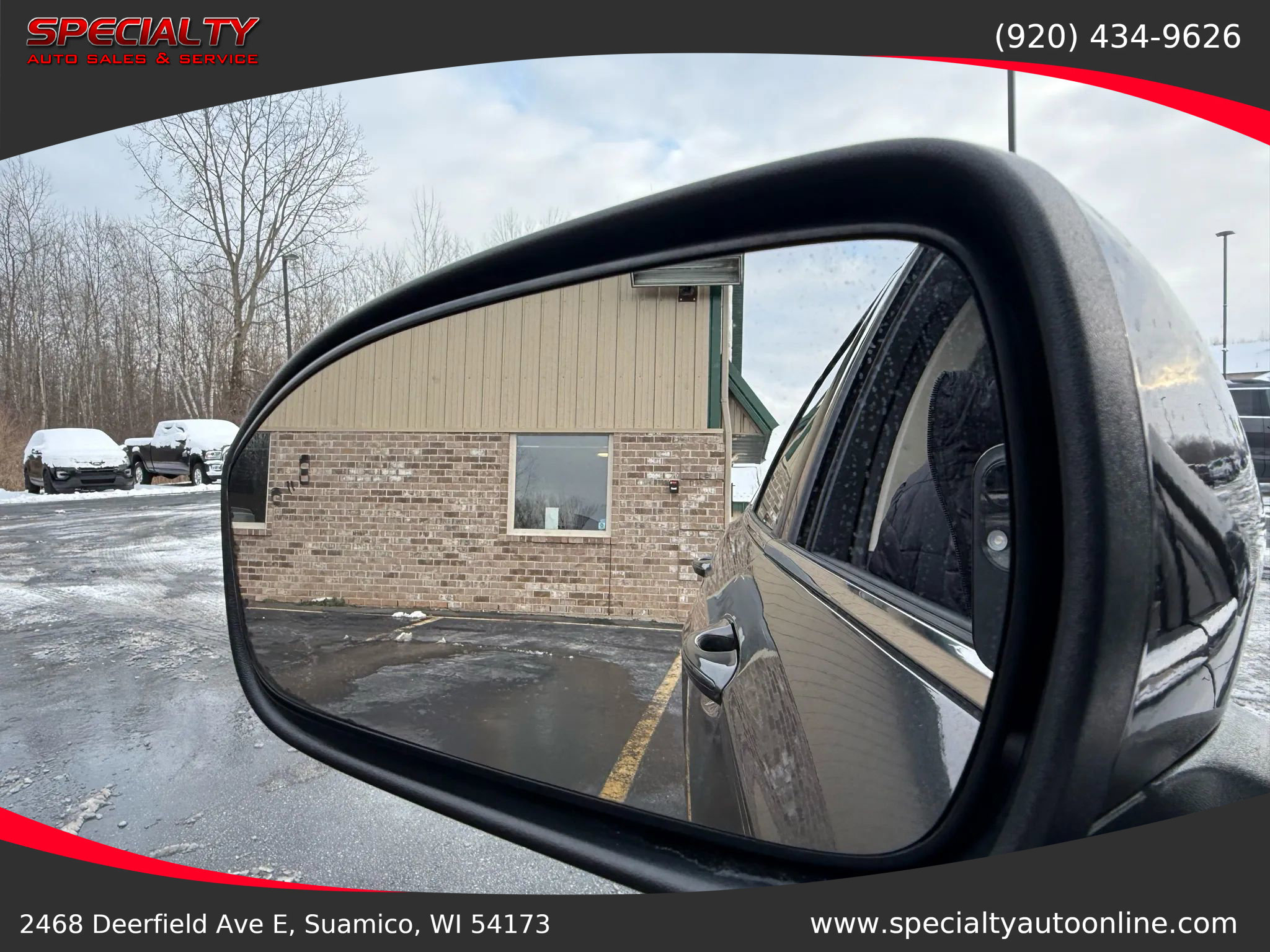 Used 2020 Ford Fusion SE image 11