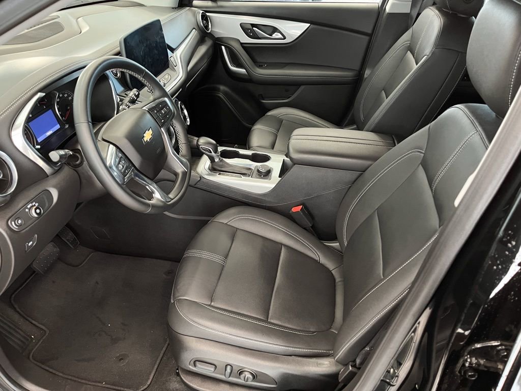 Used 2023 Chevrolet Blazer LT image 15