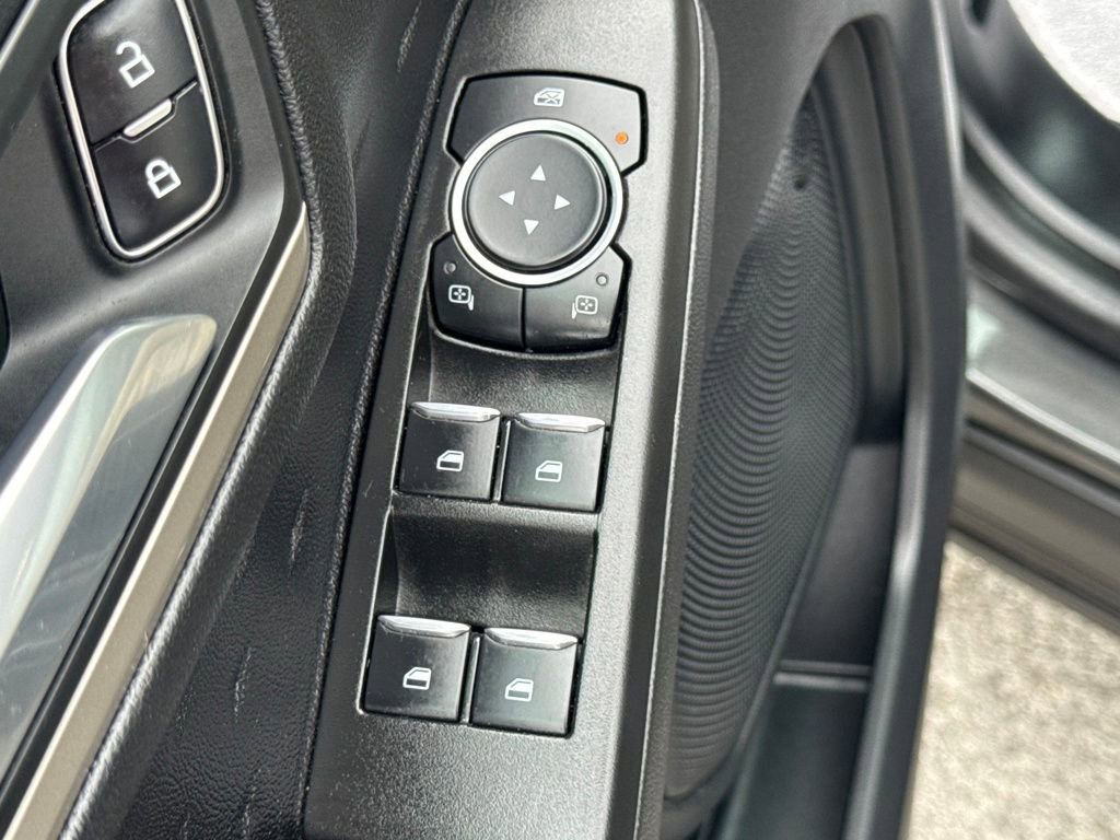 Used 2020 Ford Escape SE image 27