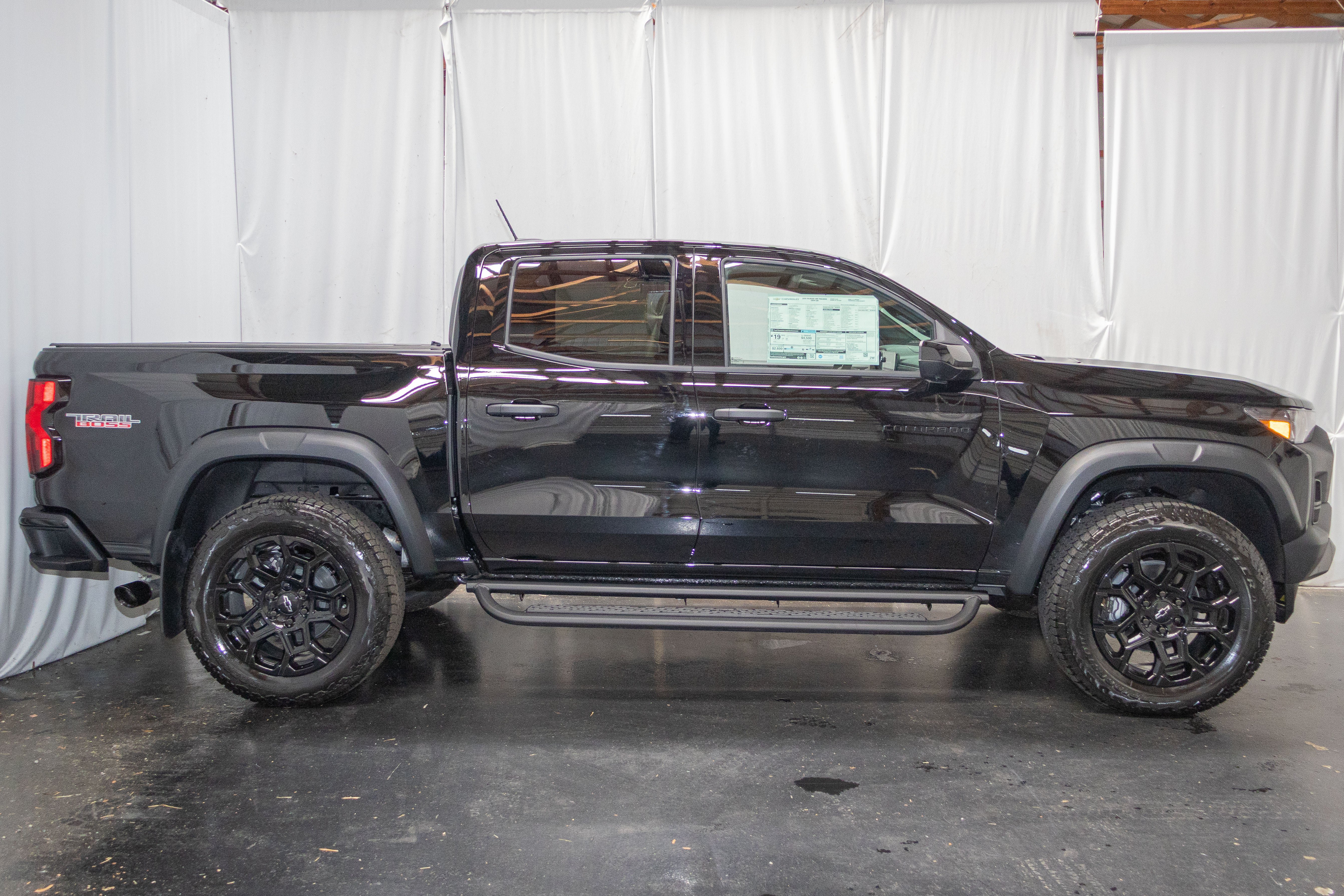 New 2026 Chevrolet Colorado Trail Boss AWD/4WD image 7