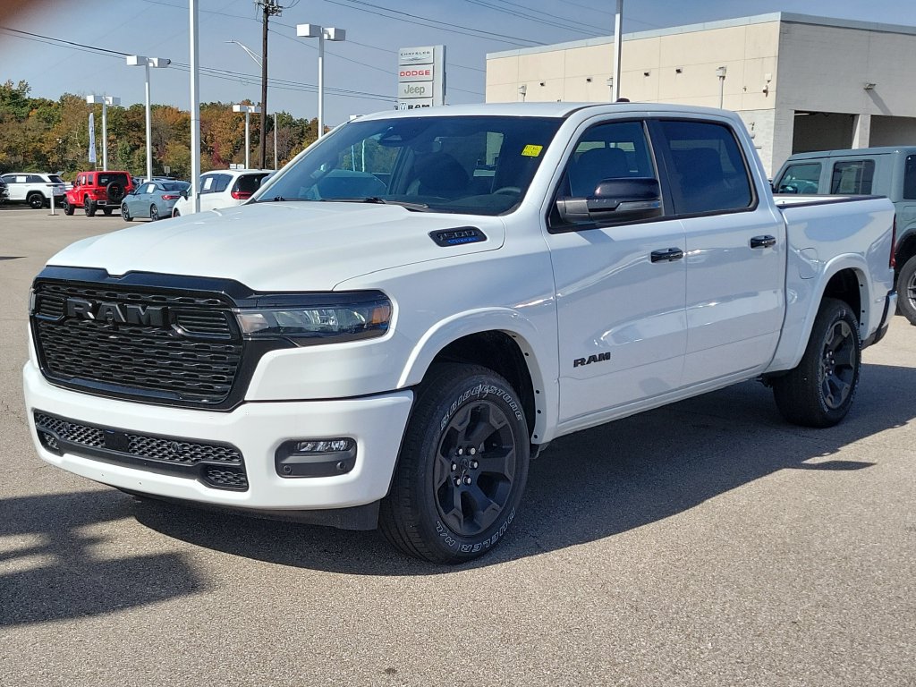 New 2027 RAM 1500 4x4 Crew Cab image 2