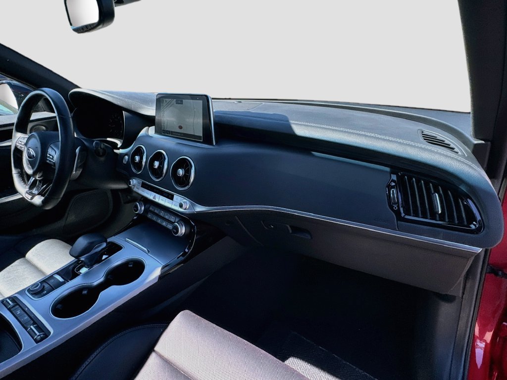 Used 2018 Kia Stinger GT2 RWD image 36