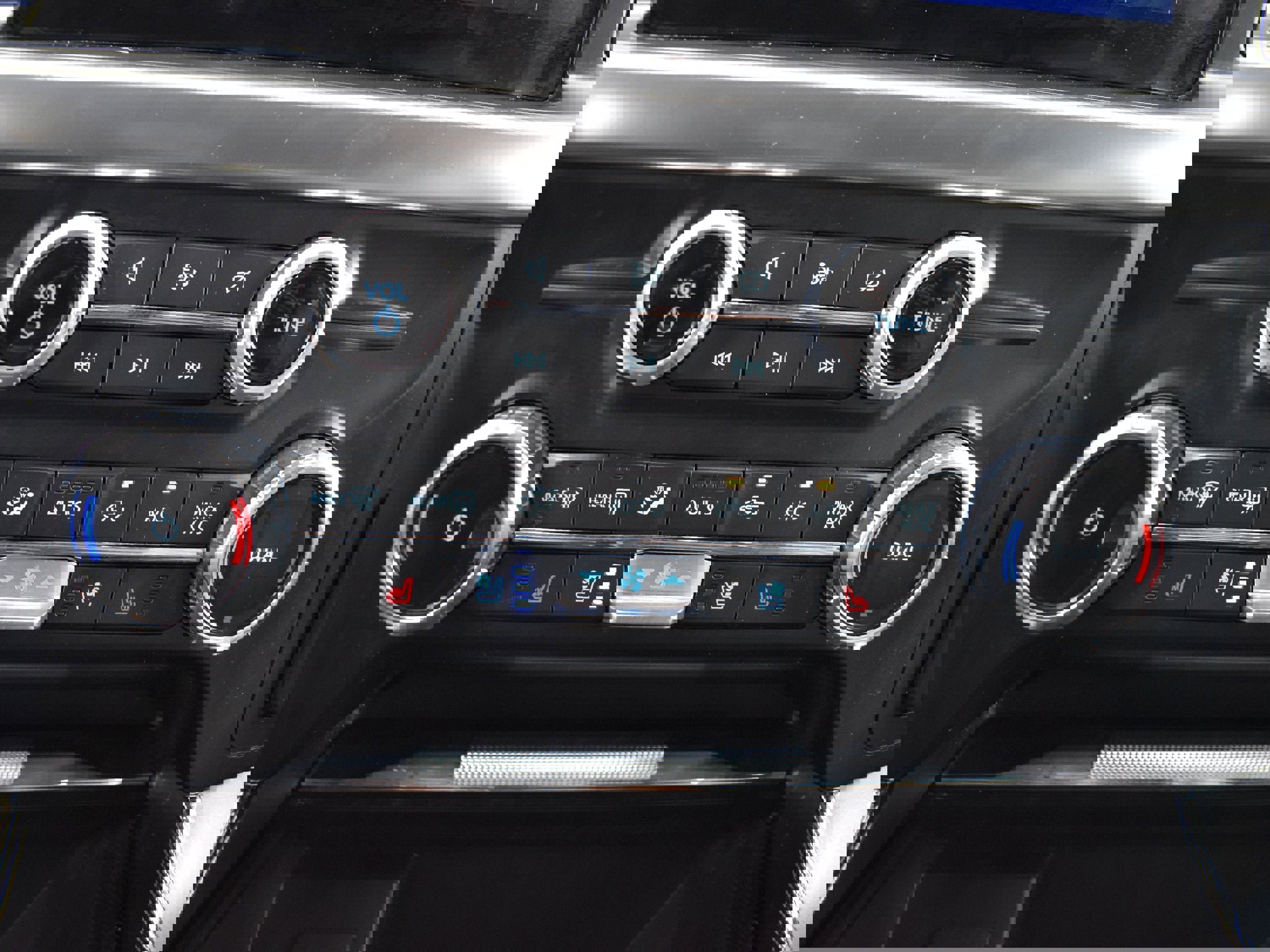 Used 2023 Ford F150 Lariat image 15