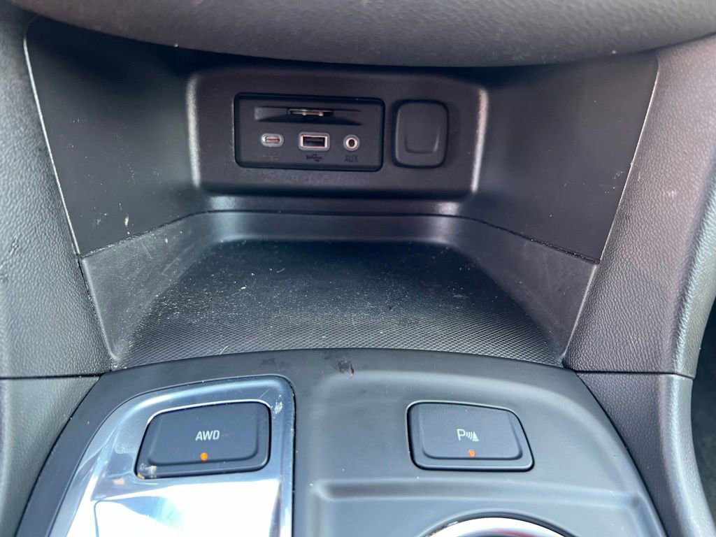Used 2024 Chevrolet Equinox LT AWD/4WD image 33