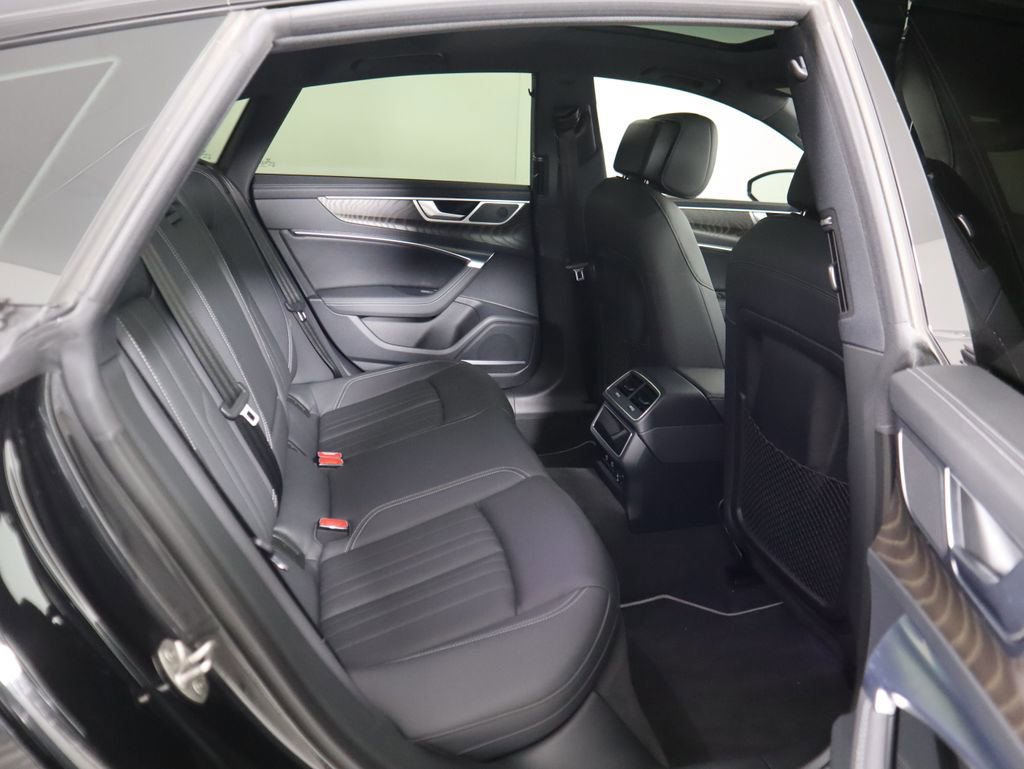 Certified 2021 Audi A7 e Premium Plus w/ Executive Package image 23