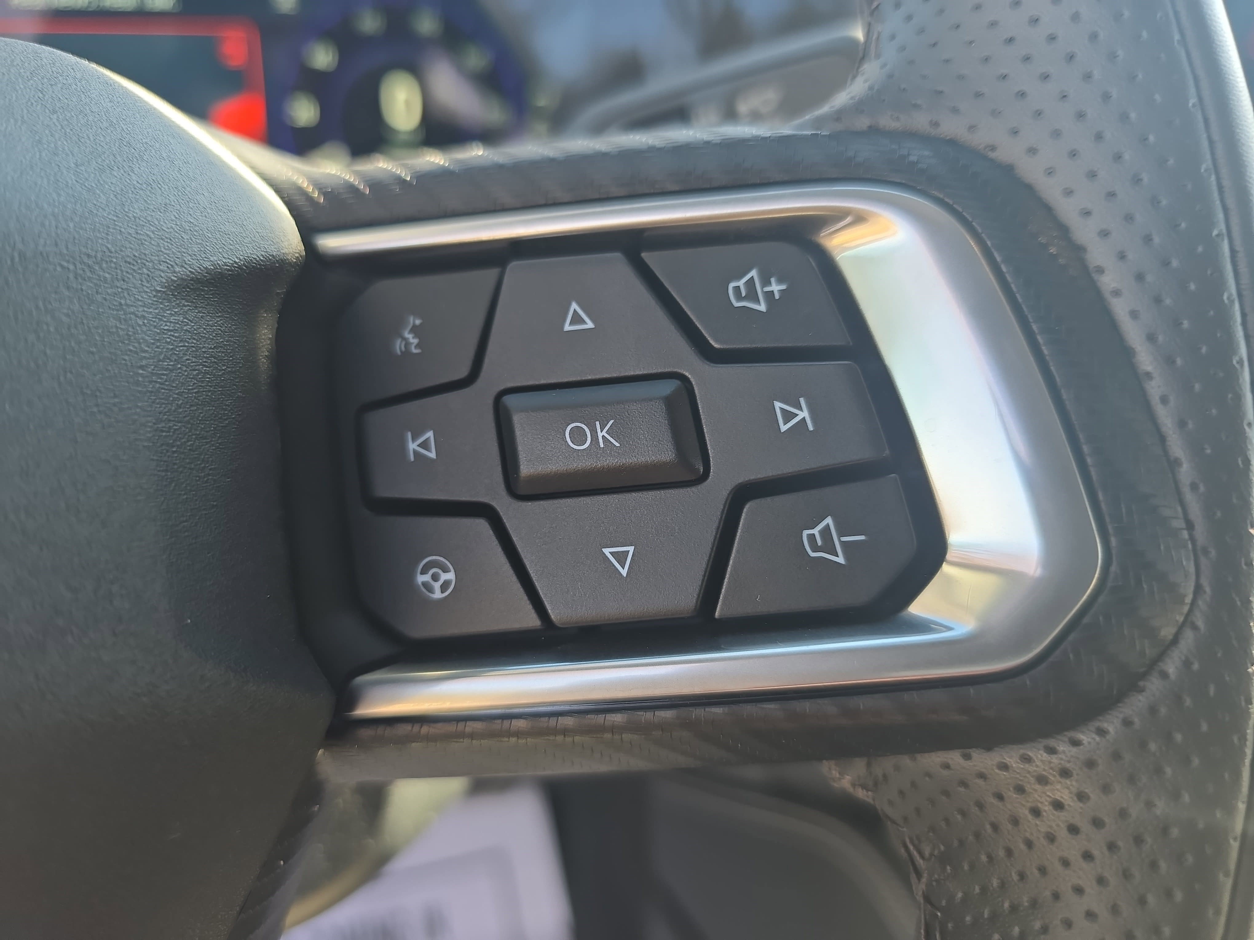 Used 2024 Ford Mustang Premium image 18