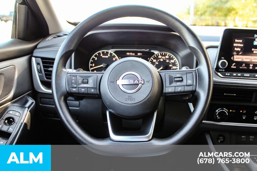 Used 2024 Nissan Rogue S FWD image 23
