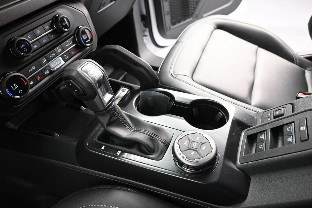 New 2026 Ford Bronco Badlands AWD/4WD image 13