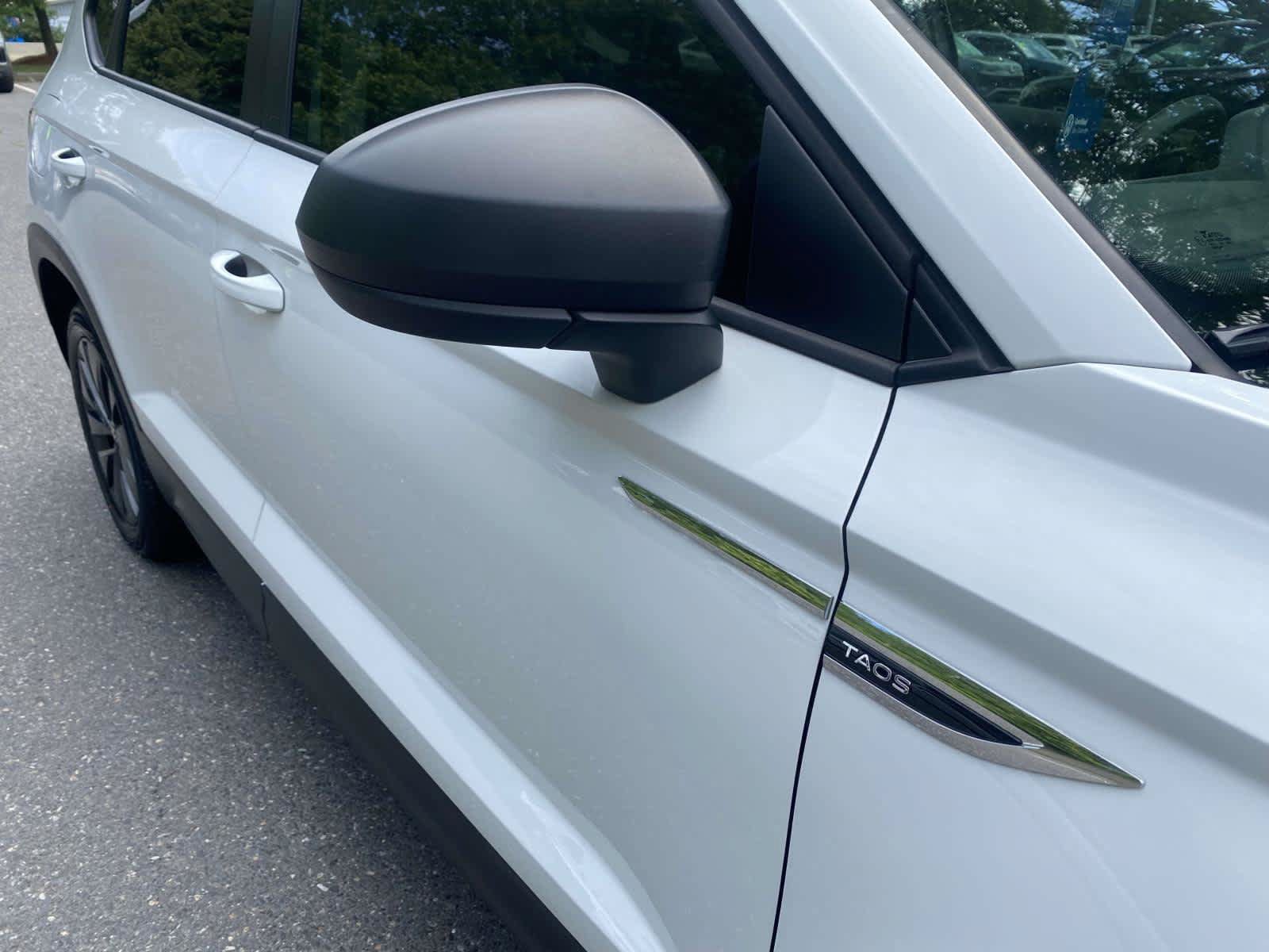 Certified 2022 Volkswagen Taos S FWD image 8