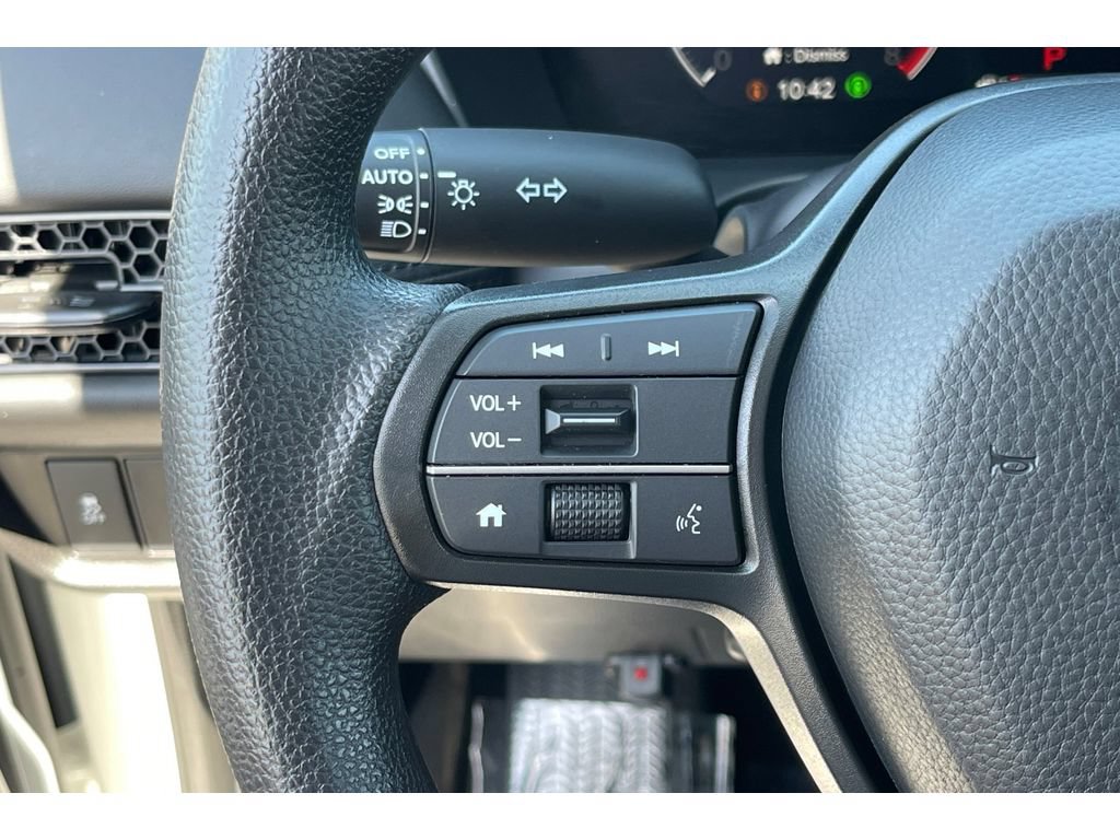 Certified 2027 Honda HR-V LX image 34