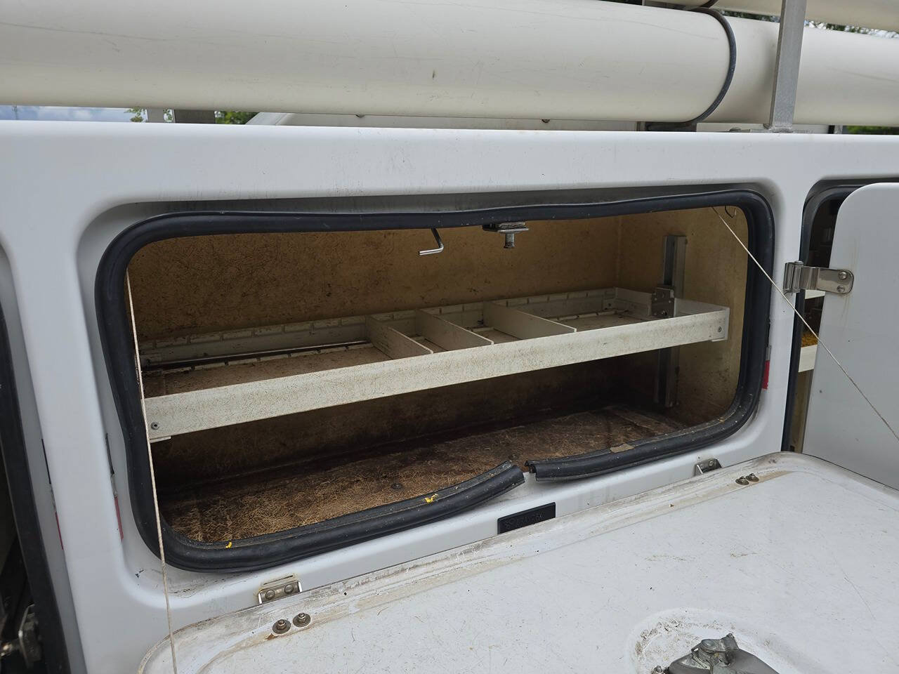 Used 2008 Chevrolet Silverado 3500 W/T RWD image 8