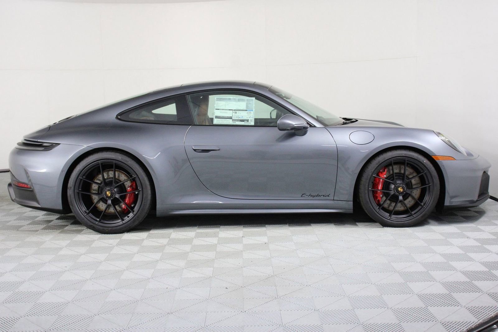 New 2026 Porsche 911 Carrera 4 GTS image 8