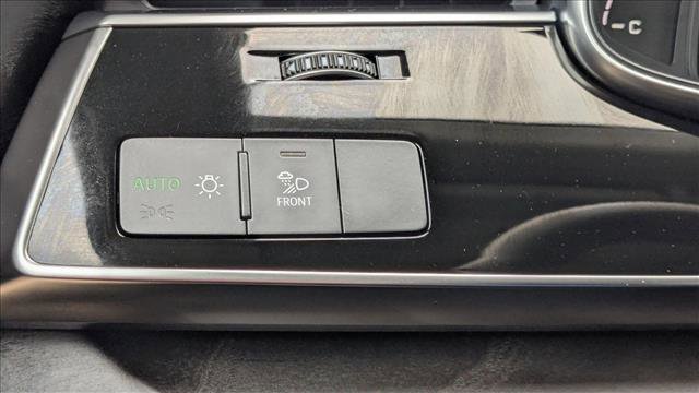 Used 2023 Audi Q8 Premium Plus w/ Premium Plus Package image 17