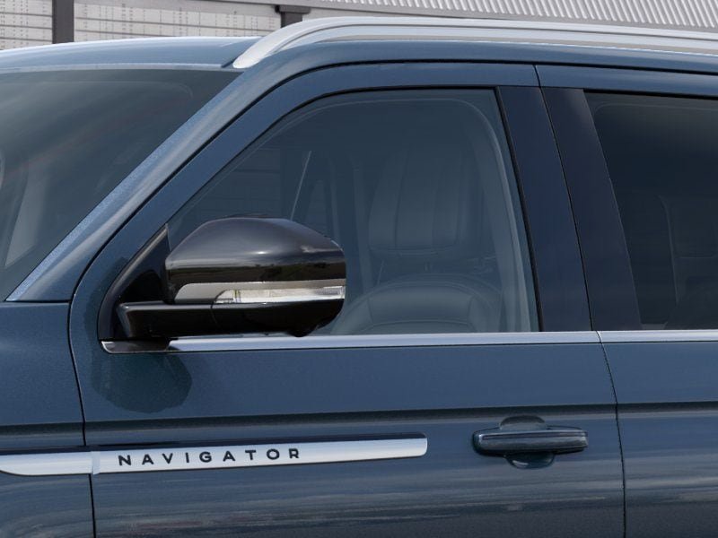 New 2027 Lincoln Navigator Reserve AWD/4WD image 19