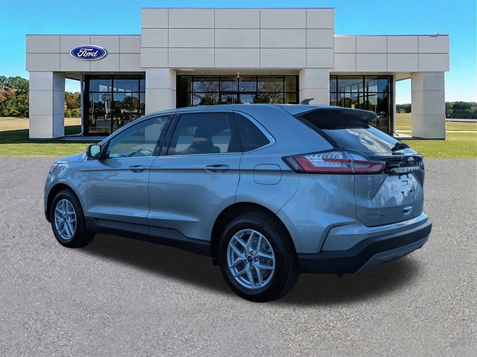 Certified 2022 Ford Edge SEL w/ Convenience Package image 6