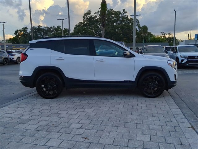 Used 2021 GMC Terrain SLT w/ Elevation Edition image 3