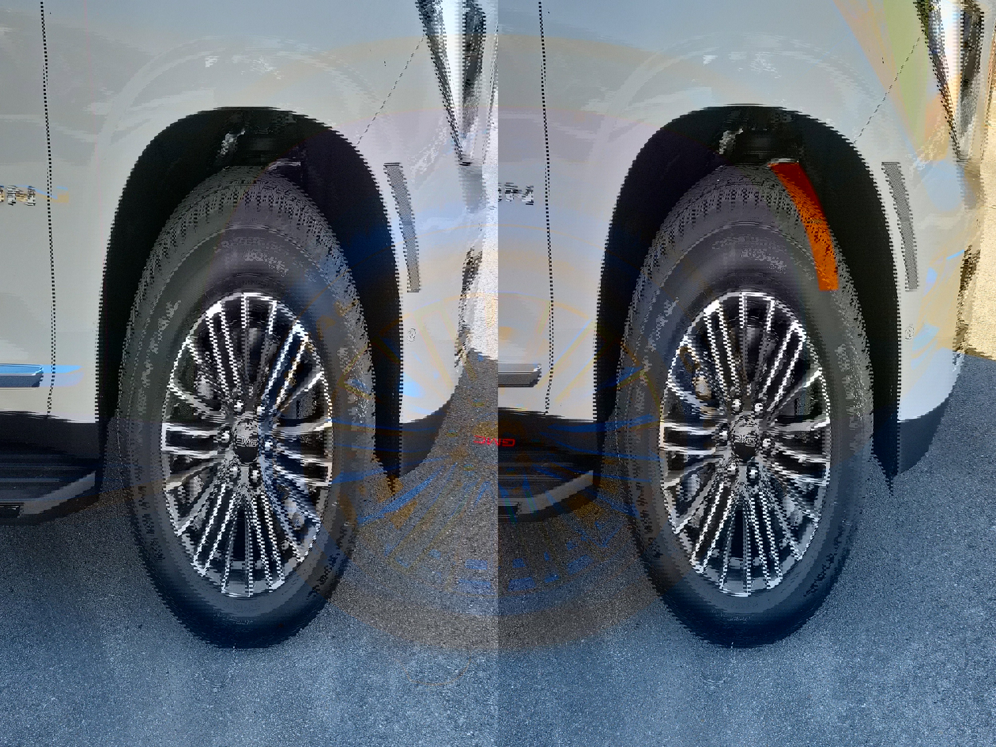 New 2026 GMC Yukon Elevation image 5