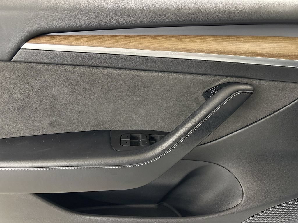 Used 2021 Tesla Model 3 Standard Range Plus RWD image 21