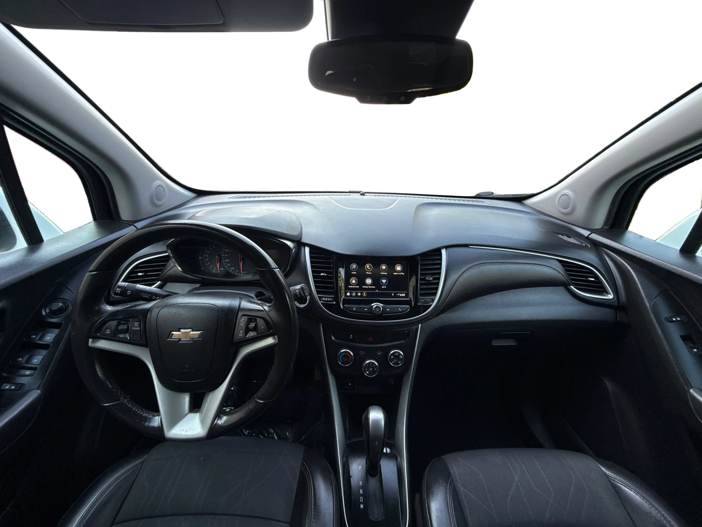 Used 2019 Chevrolet Trax LT w/ LT Convenience Package FWD image 22