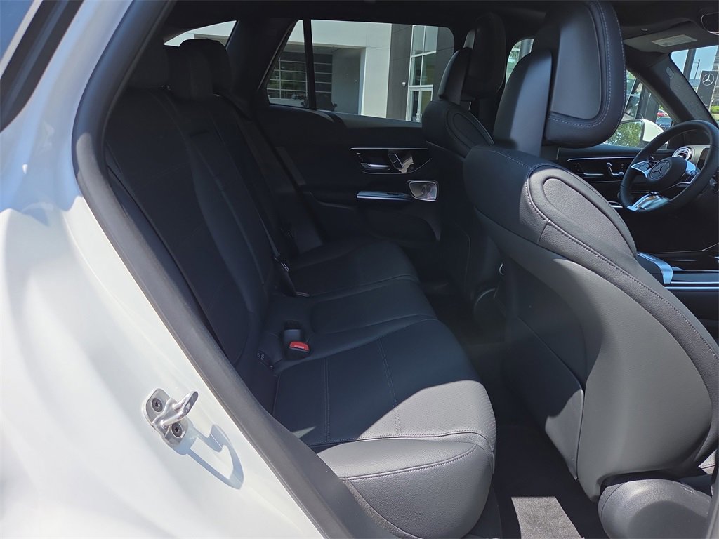 New 2025 Mercedes-Benz GLC 300 4MATIC image 15