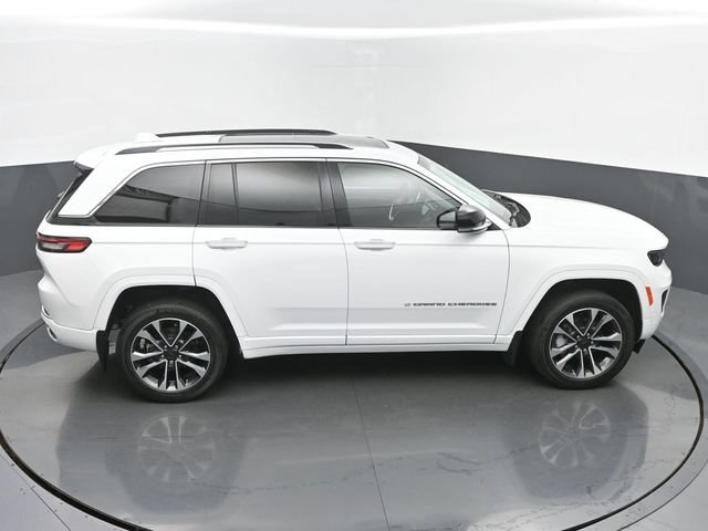 Used 2023 Jeep Grand Cherokee Overland AWD/4WD image 43