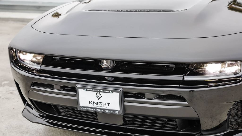 New 2026 Dodge Charger R/T w/ Blacktop Package AWD/4WD image 6