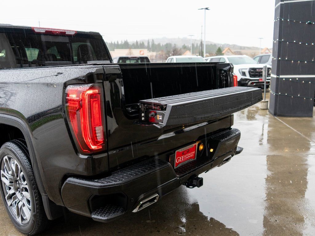 Used 2025 GMC Sierra 1500 Denali Ultimate image 36